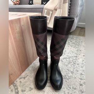 Burberry Purple Rain Boots, Size 38